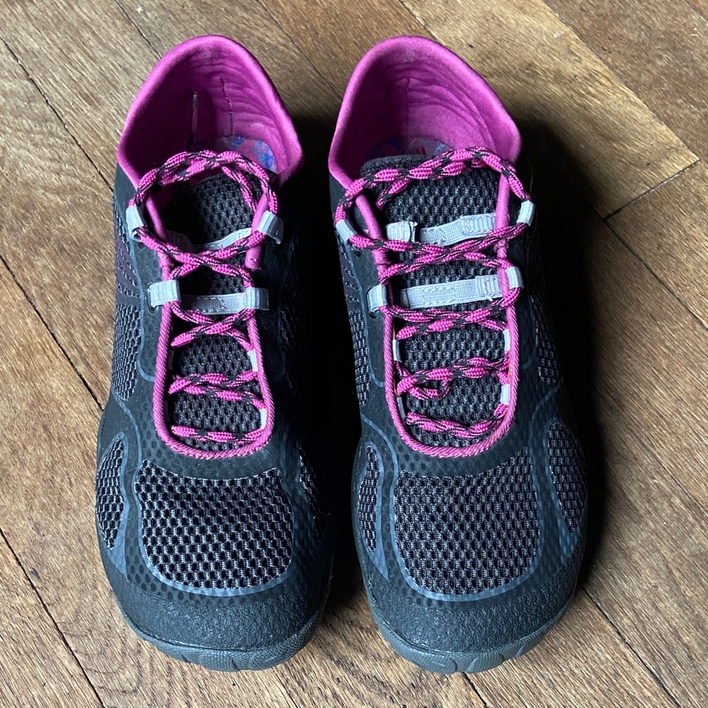Merrell Women's Black and Magenta Trail Sneakers